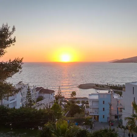 Saranda Hotel Szálloda 3*