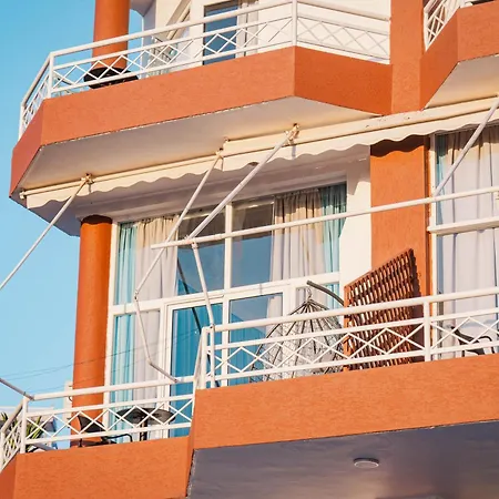 Szálloda Saranda Hotel