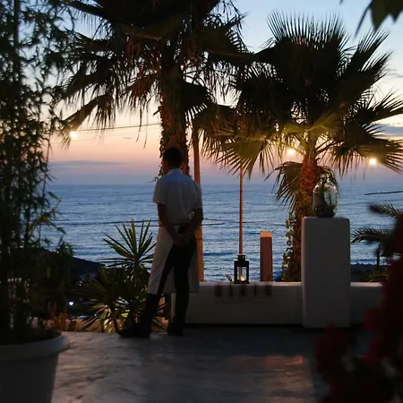 Szálloda Saranda Hotel