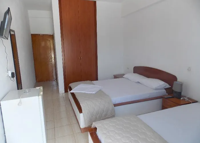 Saranda Hotel Szálloda 3*