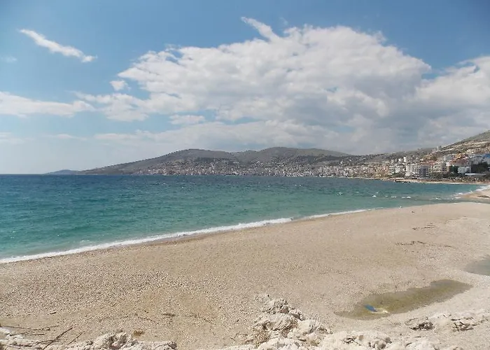 Saranda Hotel Szálloda