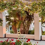 Hotel Saranda Hotel