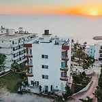 サランダ 3* Sarandë