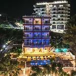 サランダ ホテル 3*