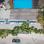 サランダ ホテル Sarandë