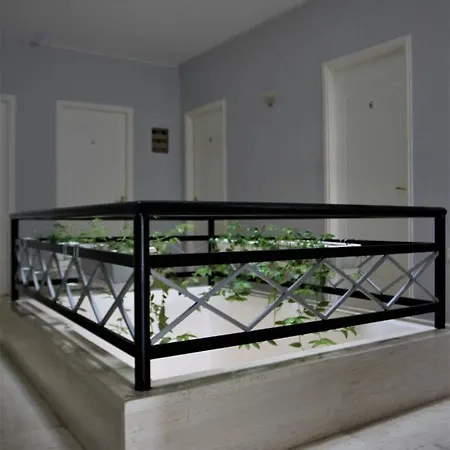 Saranda Hotel Hotel 3*