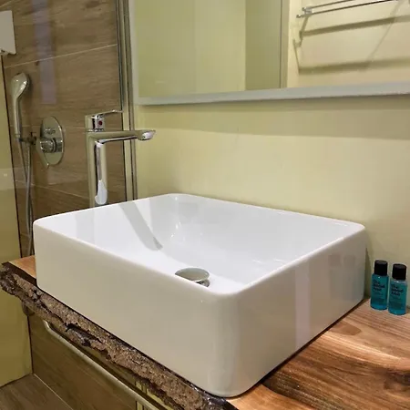 Saranda Hotel Hotel 3*