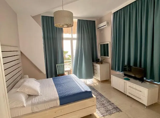 Saranda Hotel Hotel 3*