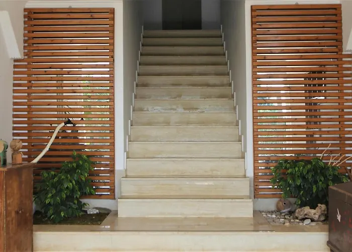 Saranda Hotel 3* Sarande