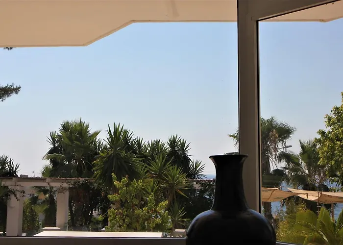 Saranda Hotel 3* Sarande