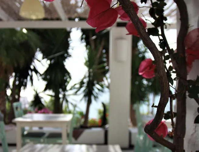 Saranda Hotel 3* Sarande