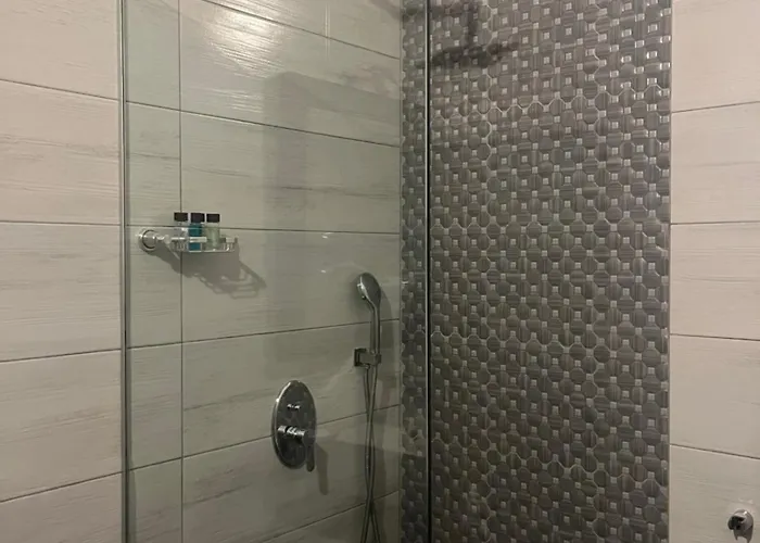 Saranda Hotel Hotel 3*