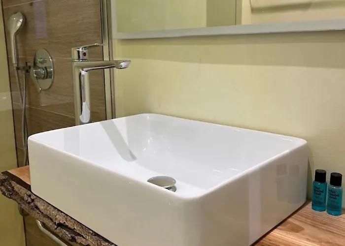 萨兰达酒店 酒店 3*