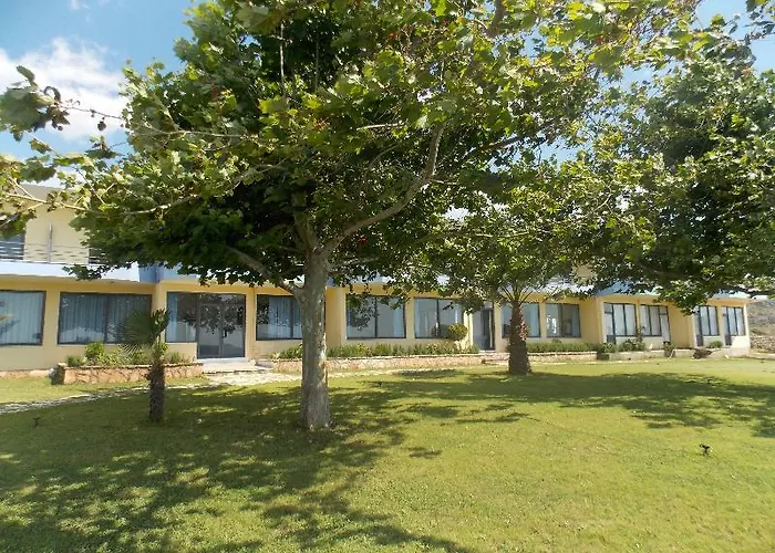 Hotel Saranda Hotel 3*